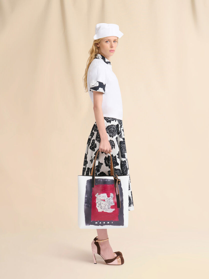 White and black Tribeca tote with Fawn print - Shopping Bags - Image 2
