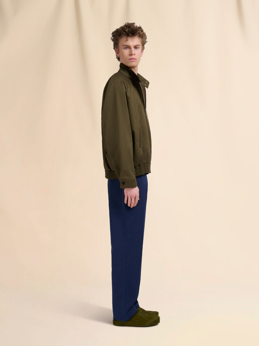 Pantaloni in gabardina organica blu - Pantaloni - Image 5