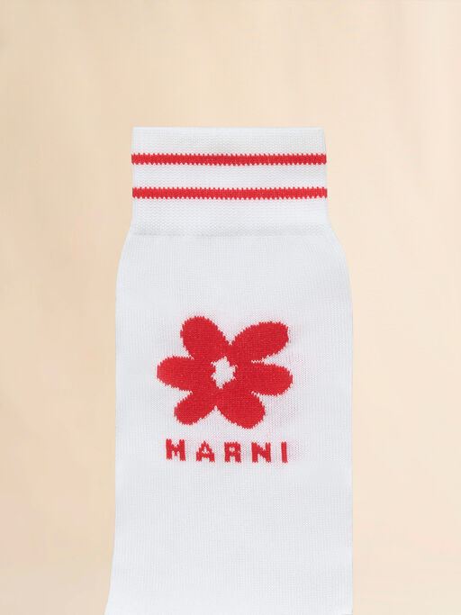 Chaussettes noires en coton avec fleur rouge en intarsia - Chaussettes