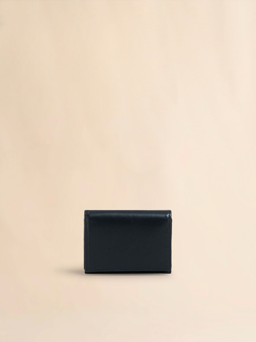 Portafoglio tri-fold in pelle nera con logo Marni in rilievo - Portafogli - Image 1