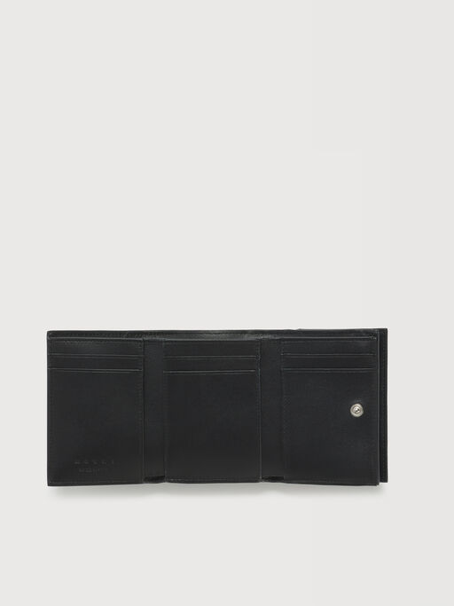 ブラックレザー 三つ折りウォレット トリプルステッチ入り - 財布