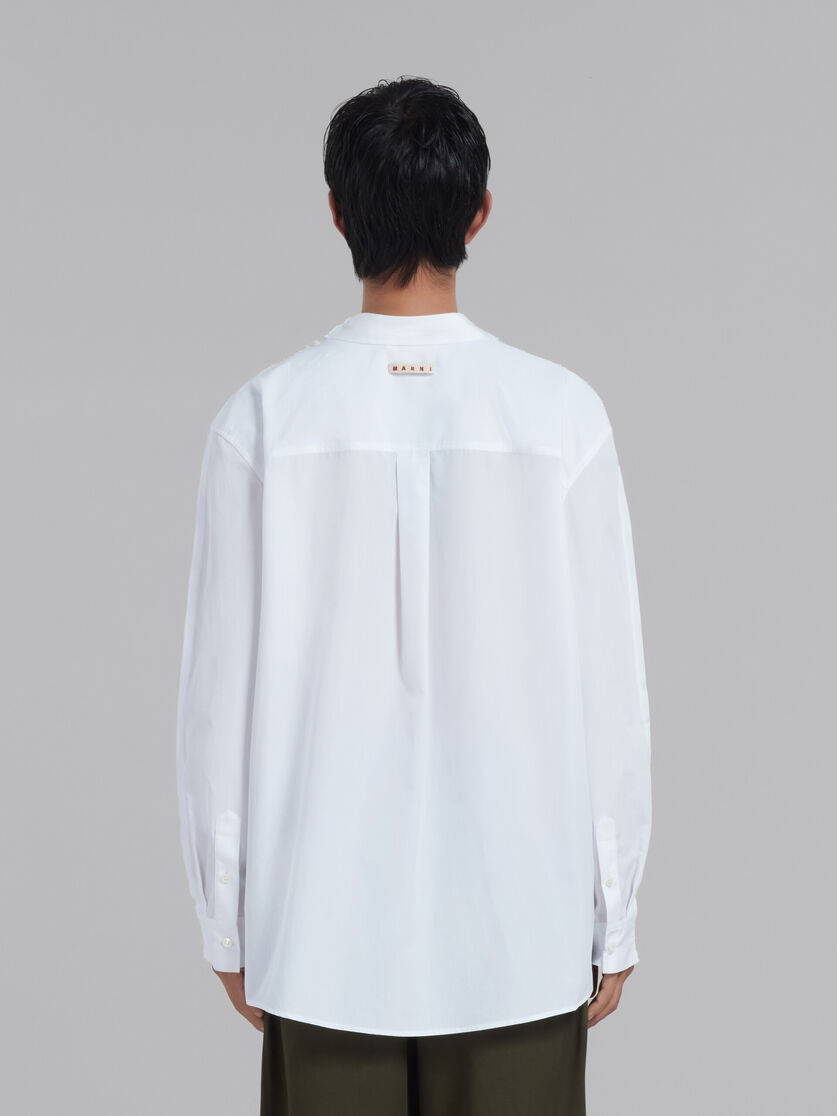 T-shirt à manches longues en coton biologique blanc avec empiècement au dos - T-shirts - Image 3
