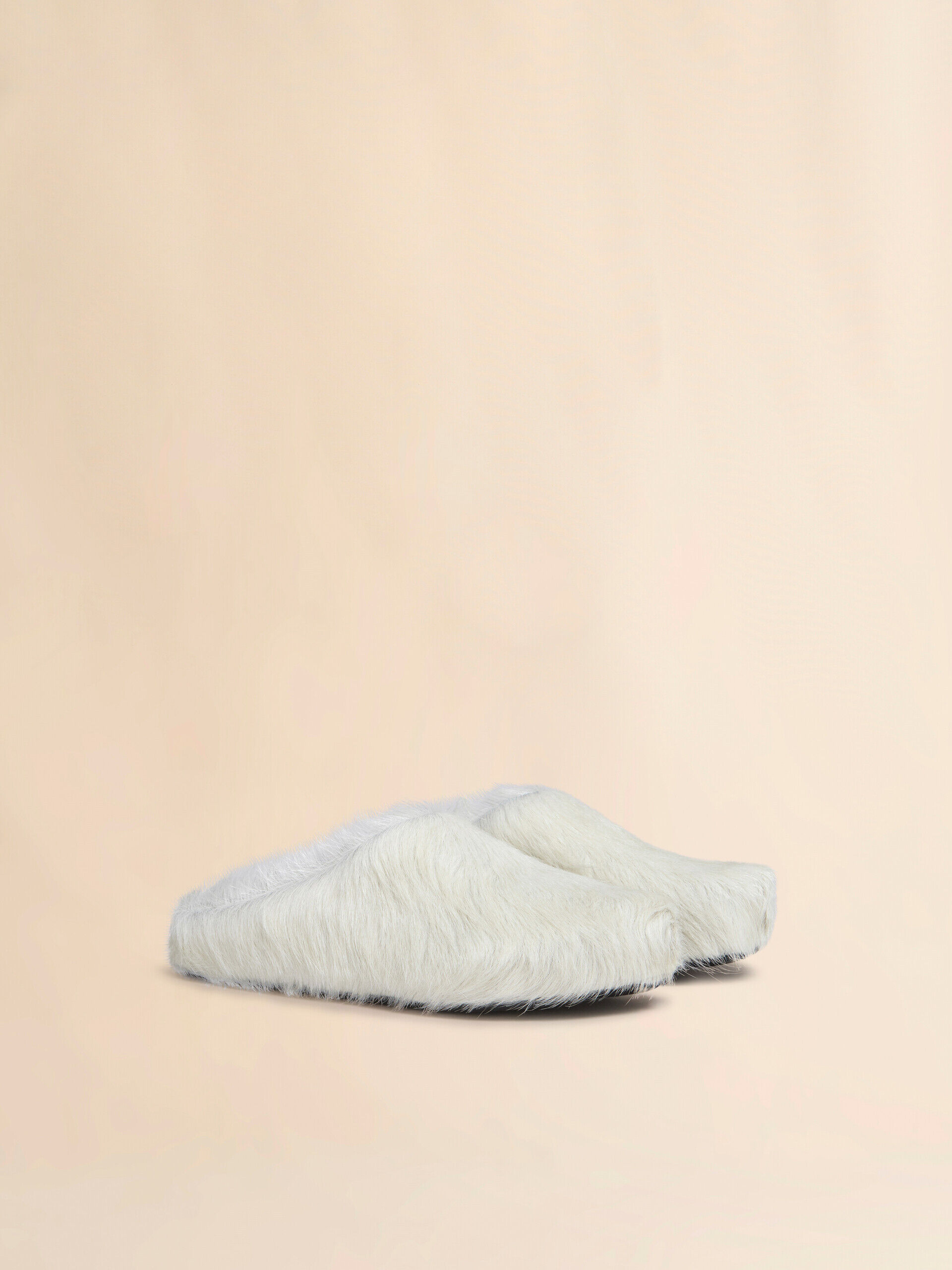 MARNI マルニ スリムサーモレスボトル 300ml ホワイト White long hair calfskin Fussbett sabot | Marni
