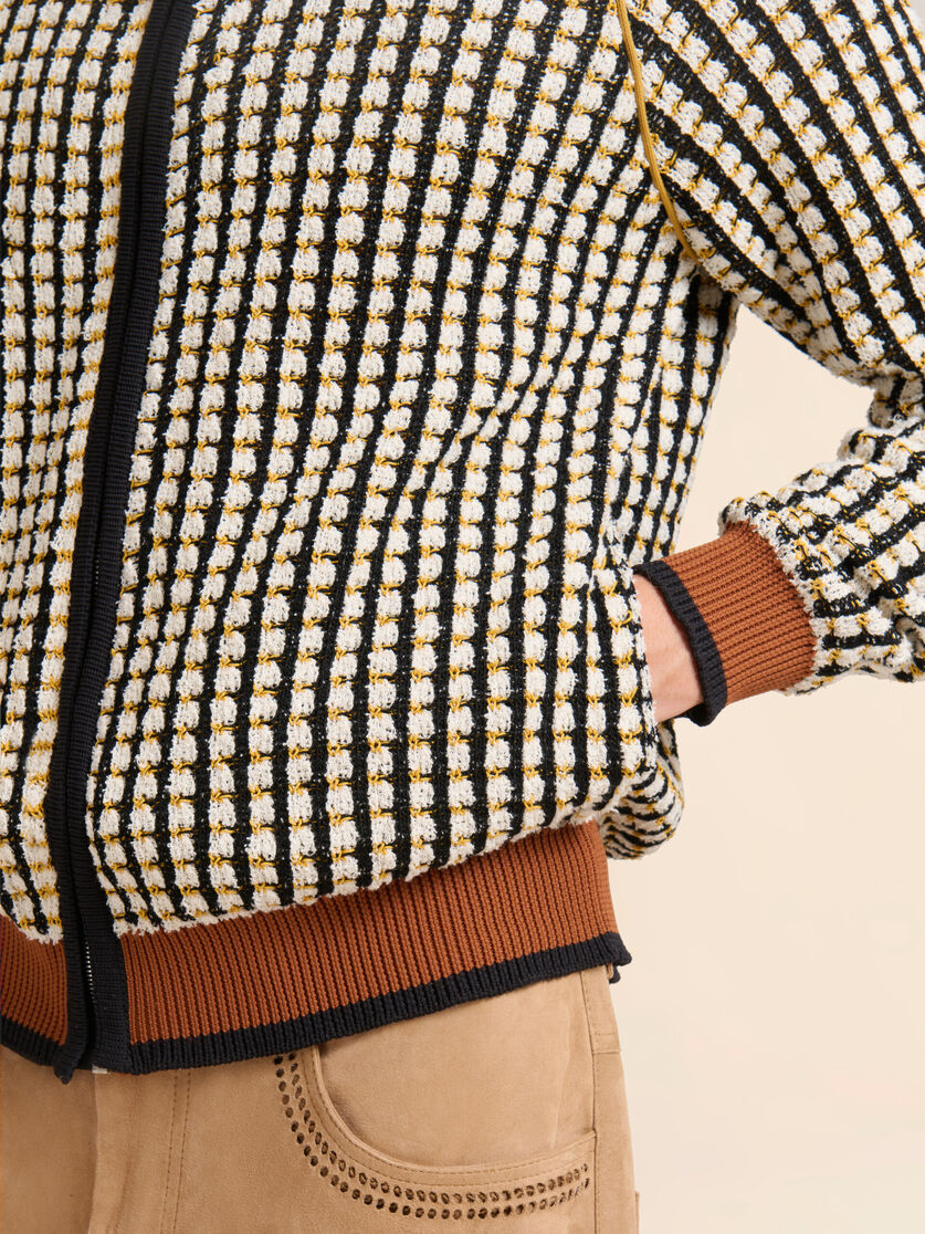 White bouclé tweed-effect jumper with zip, Image 5