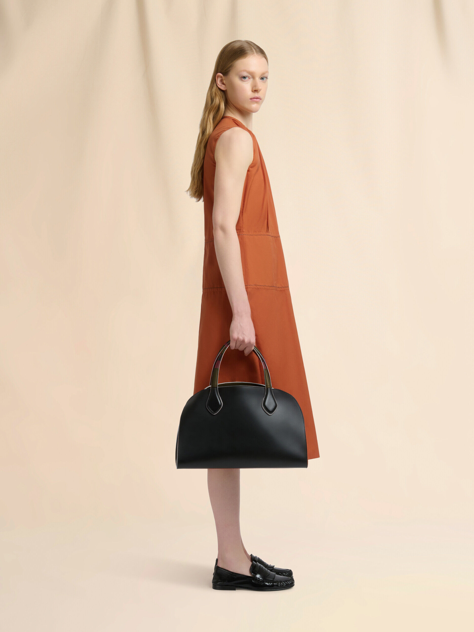 Black leather Overlap medium handbag | Marni