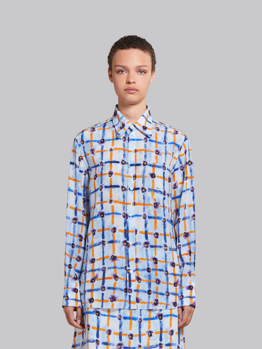 Camicia in crêpe de chine azzurro con stampa Saraband - Camicie - Image 2
