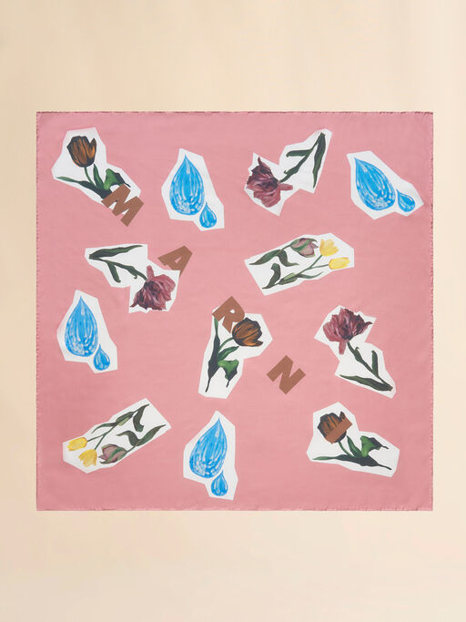Foulard in seta rosa con collage di fiori - Altri accessori