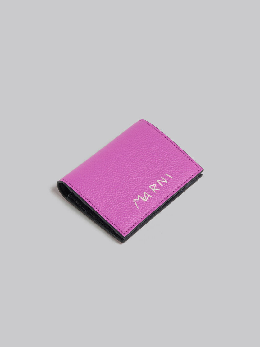 Portefeuille à deux volets en cuir rose avec effet raccommodé Marni - Portefeuilles - Image 5