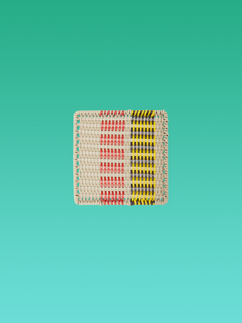 MARNI MARKET quadratische Matte mit Streifenmotiv aus Eisen und beigem, rotem und braunem gewebten PVC - Accessoires - Image 1