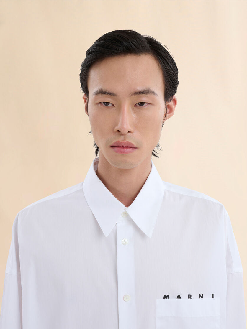 Light blue organic poplin shirt with peeping Marni logo - Shirts - Image 4