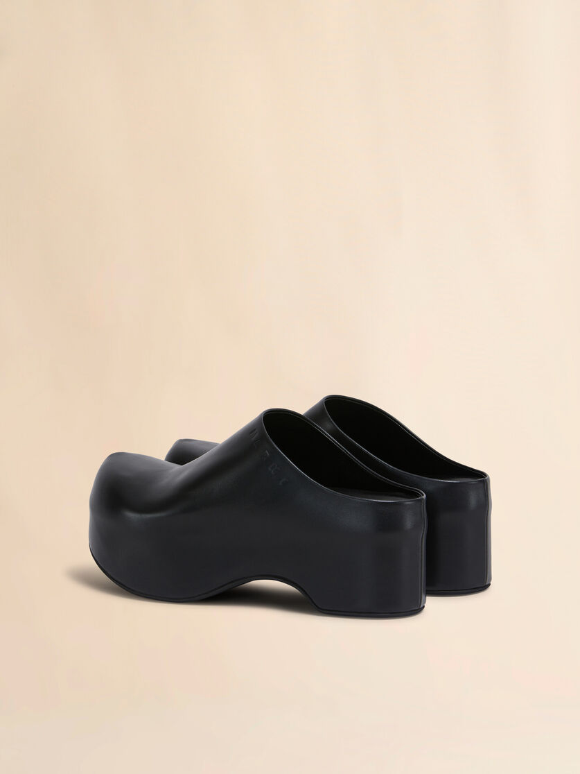 Black leather chunky clog sabot - Sandals - Image 3
