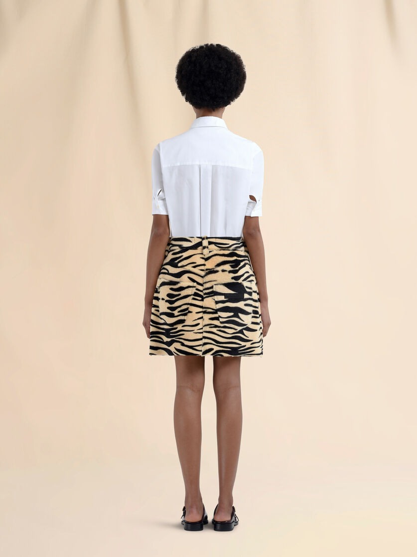 Shearling Miniskirt with tiger print - Skirts - Image 3