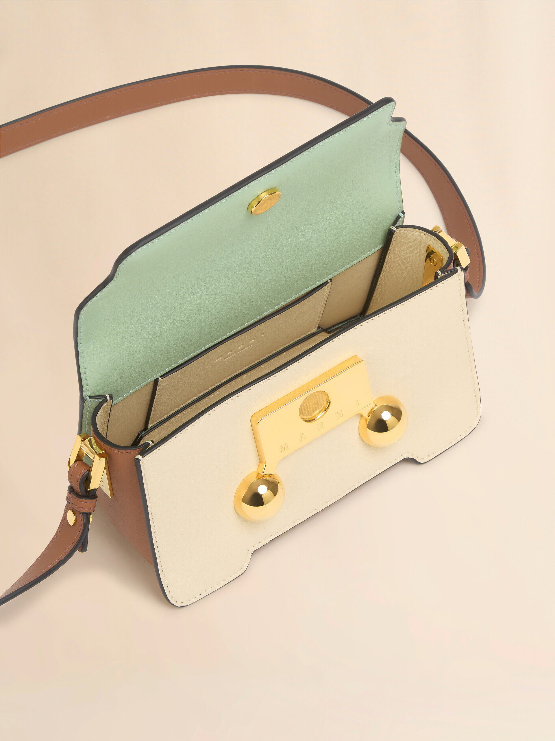 MARNI ★ ロゴ レザー ショルダーバッグ / グリーン マルニ Marni ショルダーレザーバッグ 牛革羊革 グリーン