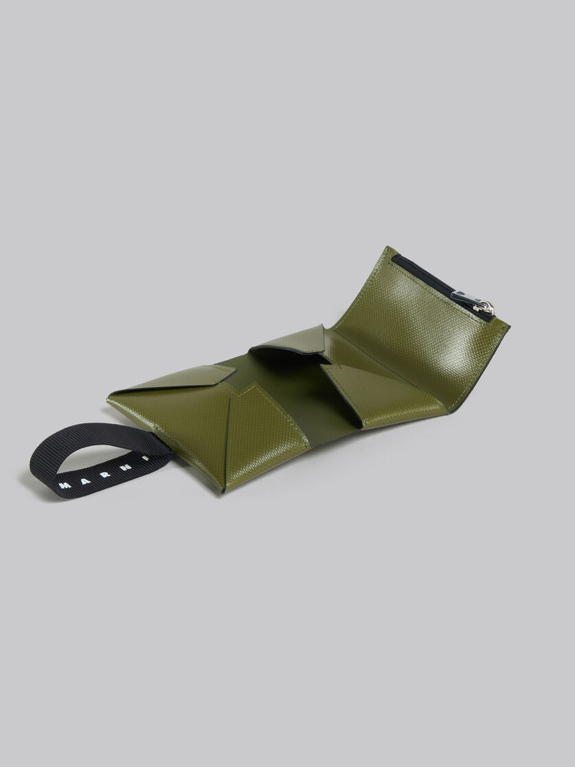 Portafoglio tri-fold nero con cinturino logato - Portafogli - Image 5