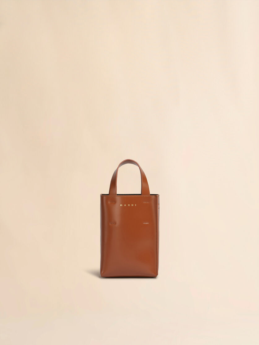 Museo Bag Nano in pelle azzurra - Borse shopping - Image 1