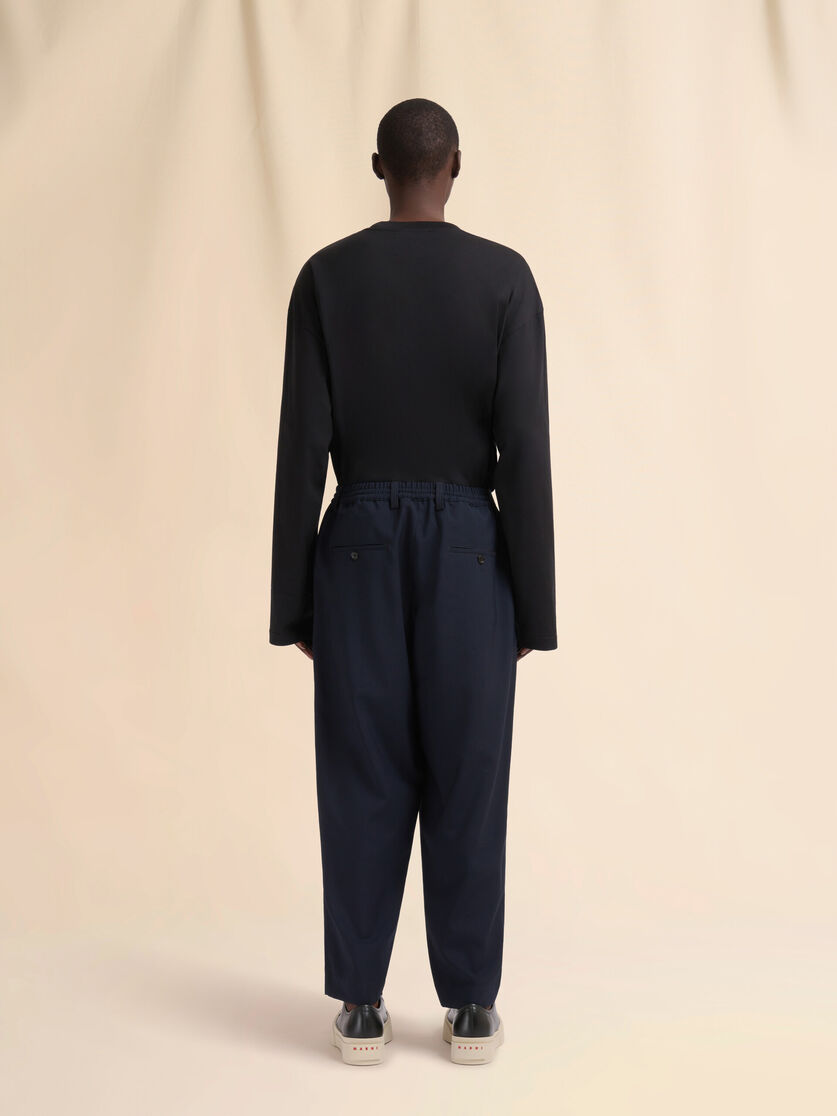 Cropped trousers in cool wool with drawstring at the waist - Pants - Image 3