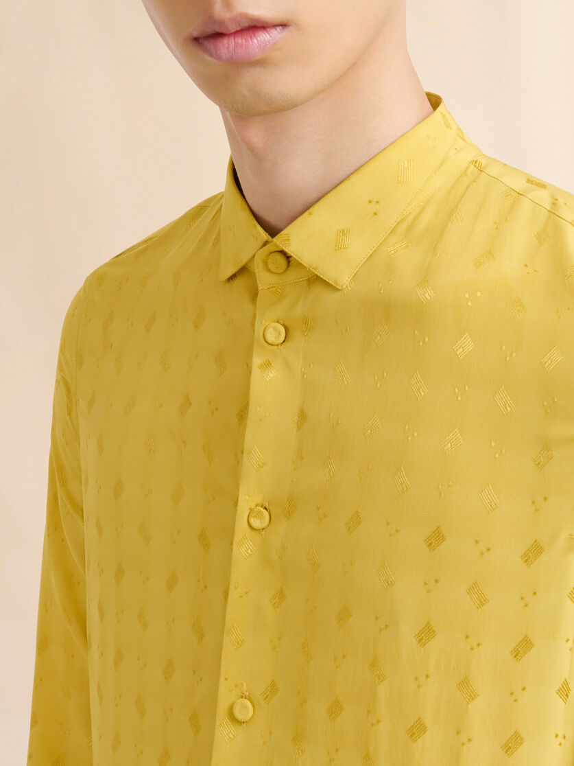 Yellow viscose slim shirt with geometric jacquard motif - Shirts - Image 4