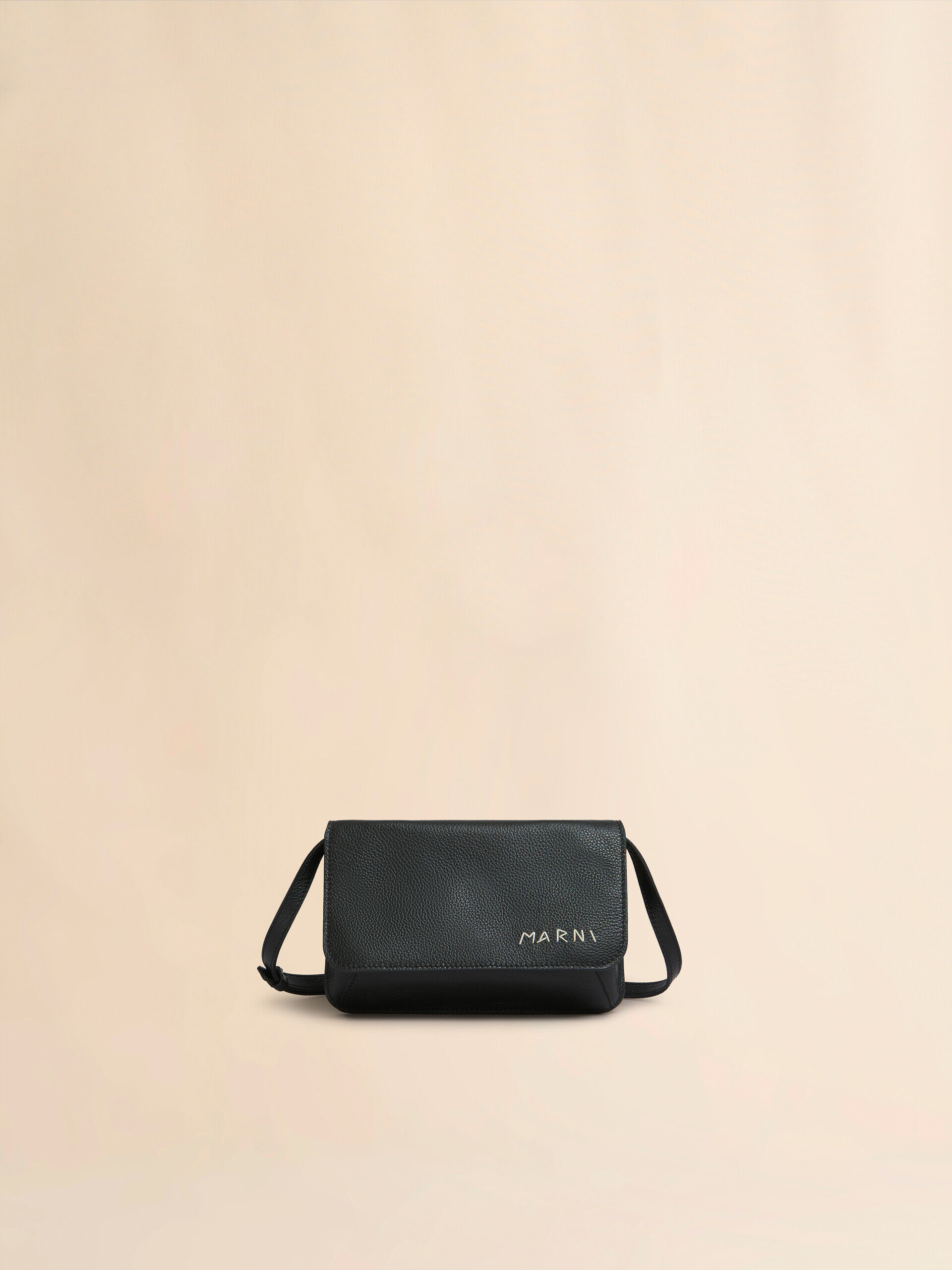 MARNI（マルニ） レザーショルダーバッグ ブラック - margin