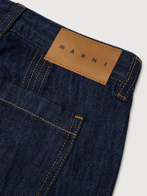 Pantal&oacute;n vaquero de denim de algod&oacute;n azul oscuro con bolsillos de parche - Pantalones