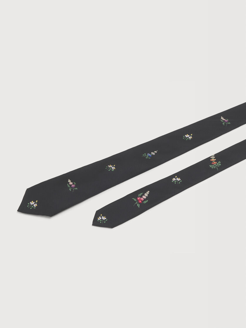 Black habotai silk tie with Spare Flowers print, Image 3