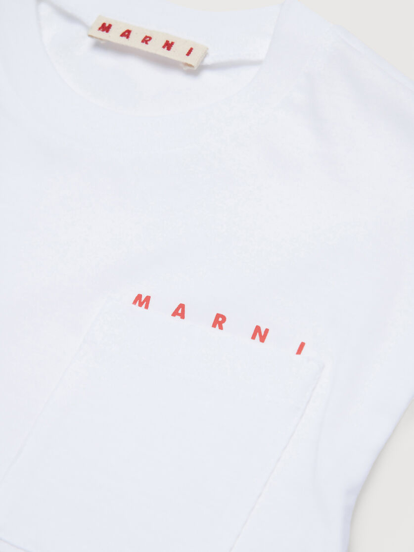 White T-shirt with pocket, Image 4