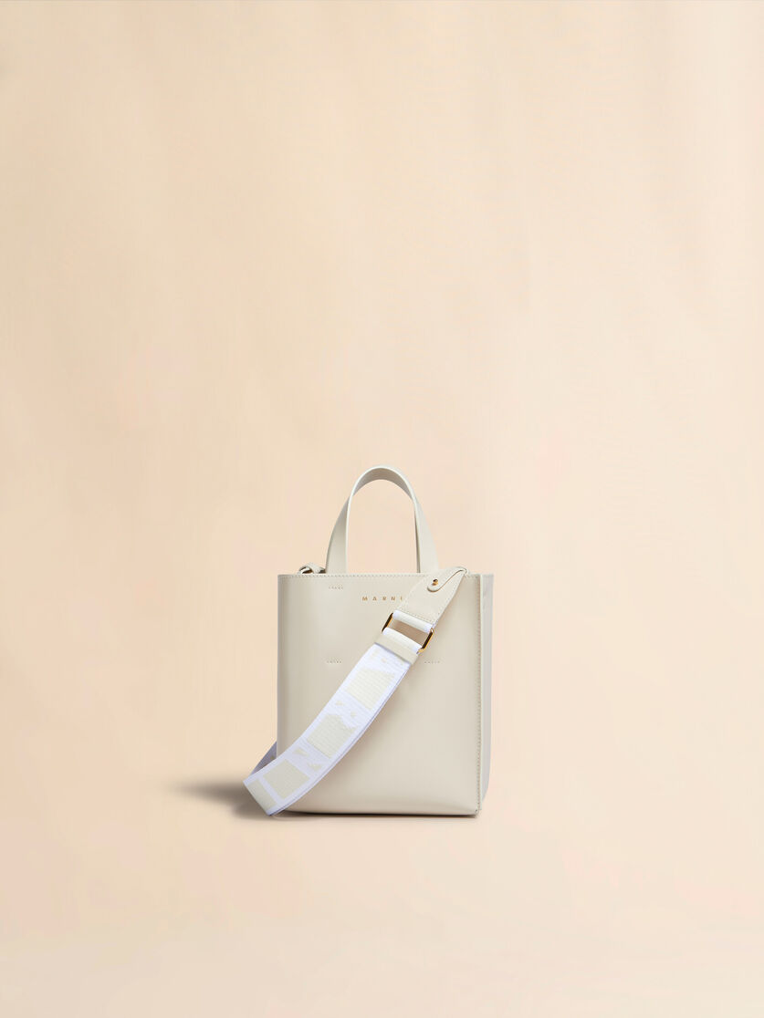 Museo Mini Bag in light blue leather - Shopping Bags - Image 1