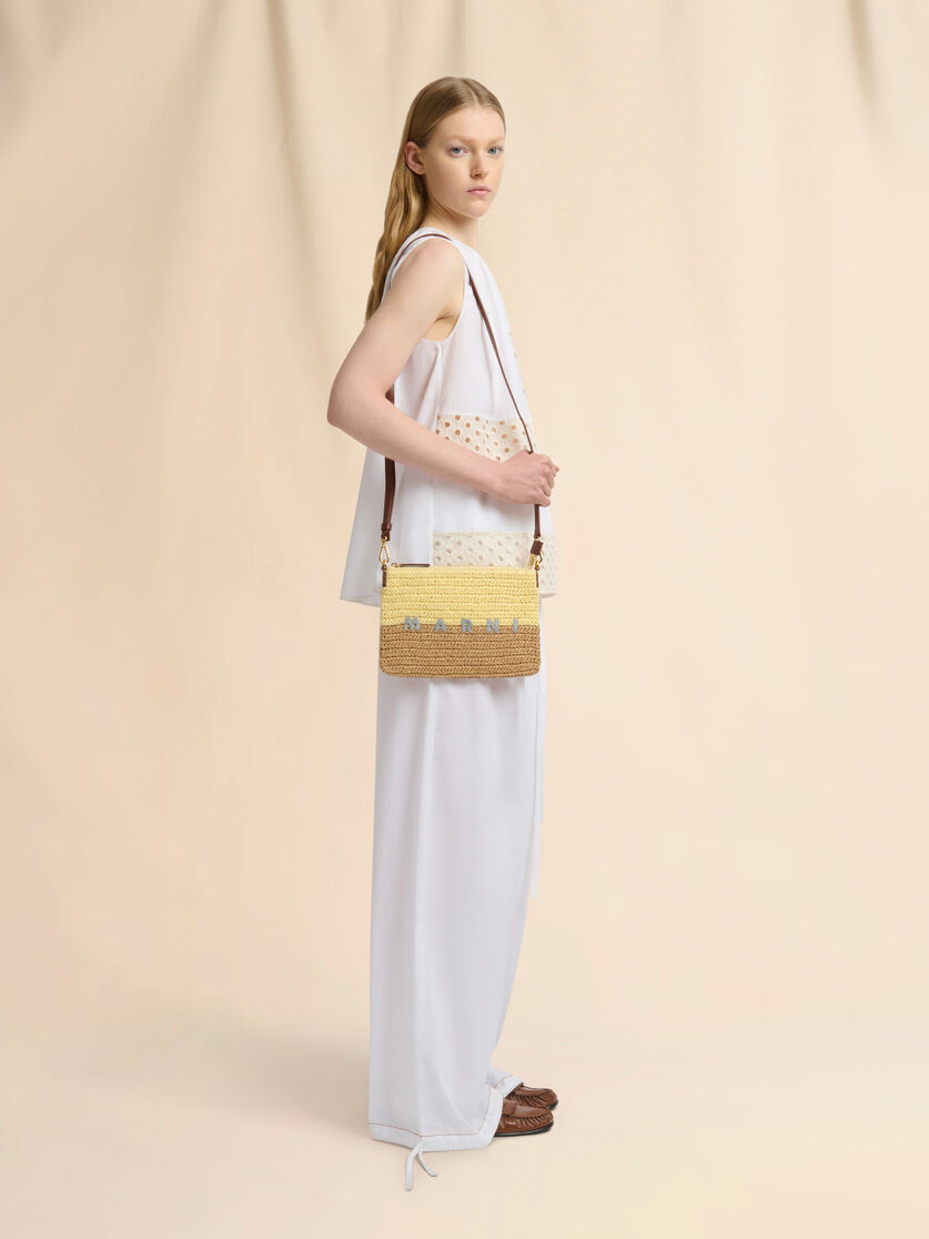 Yellow and brown paper raffia Seaside pouch, Image 2