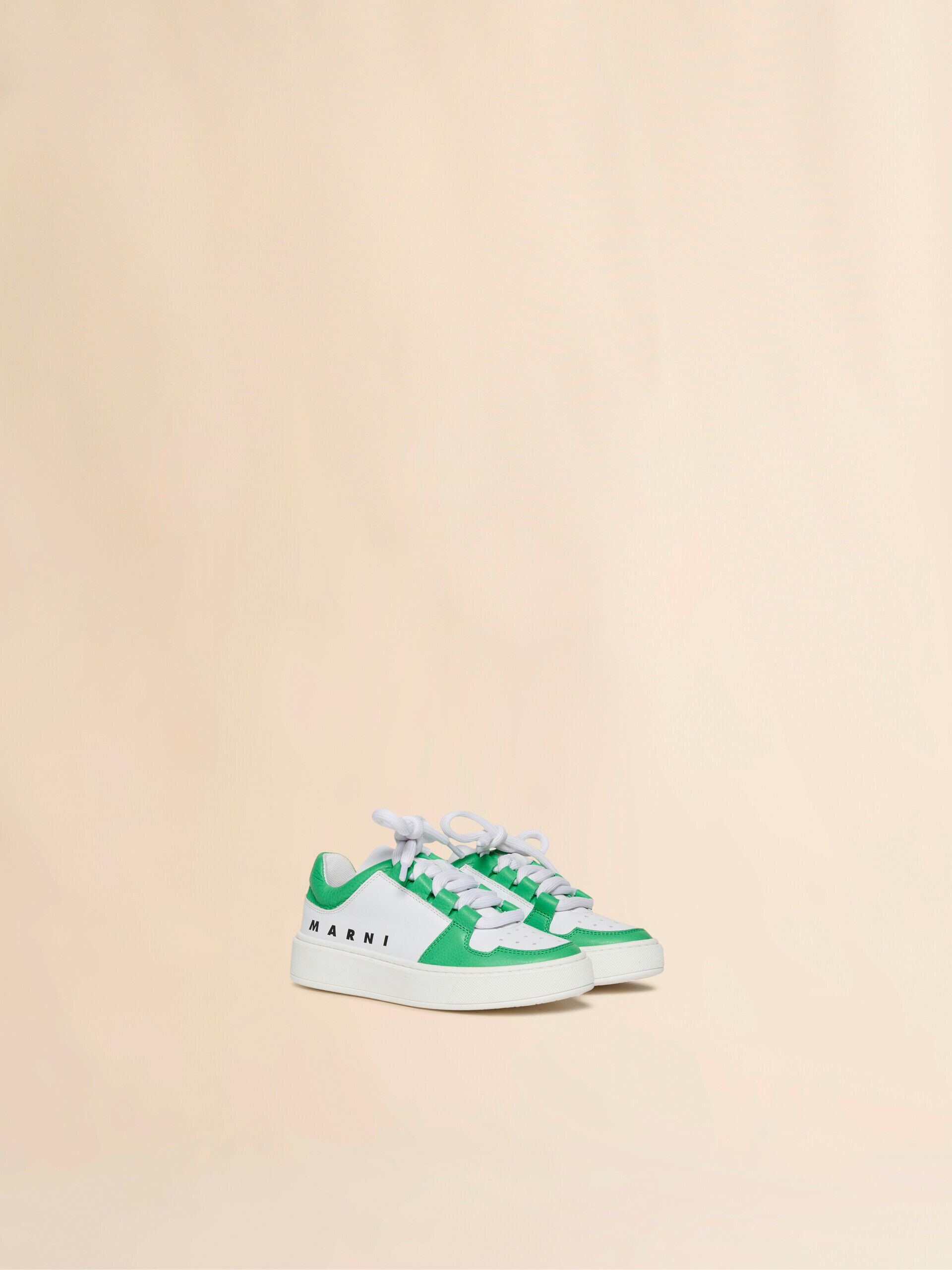 ホワイト グリーン レザー製ローカットスニーカー | Marni