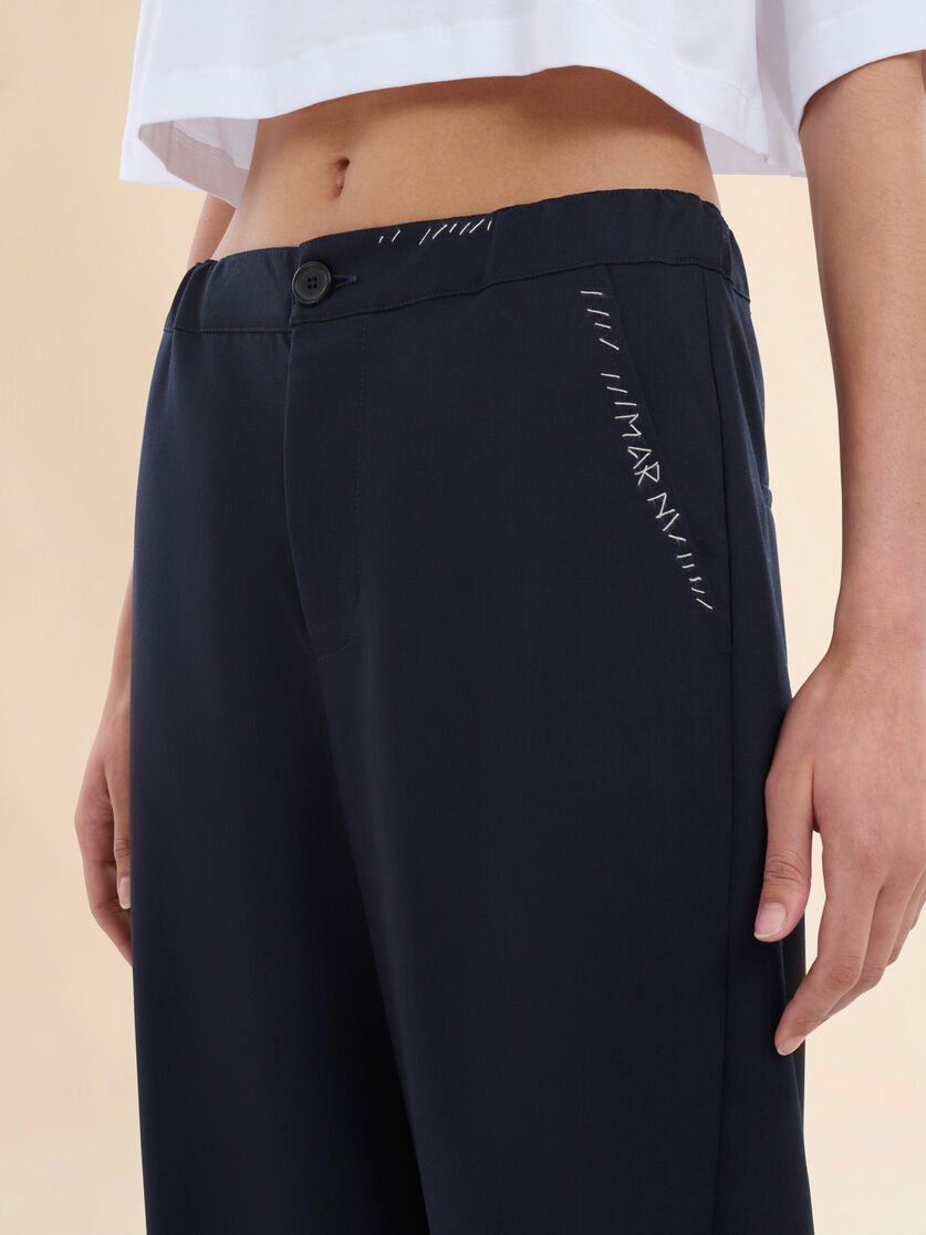 Dunkelblaue Hose aus Tropenwolle mit Marni Mending - Hosen - Image 4