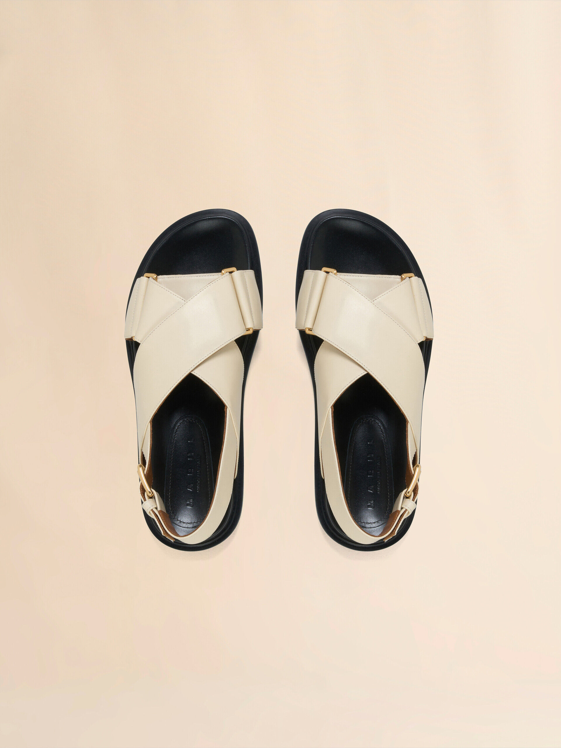 シューズ・サンダルその他 MARNI Woman Flat sandals White FBMS015701P3614 00W11 Marni Sandals for Women | FARFETCH US