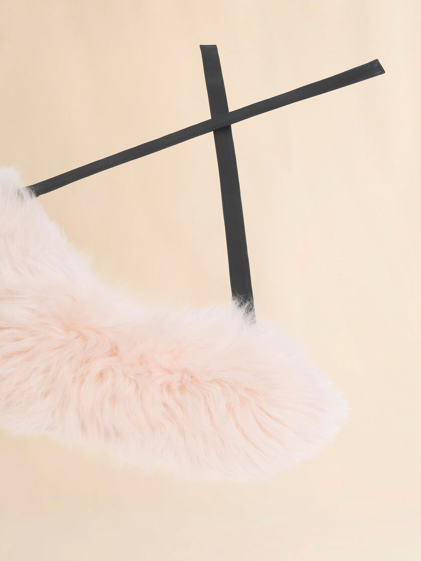 Pink shearling collar - Other accessories - Image 3