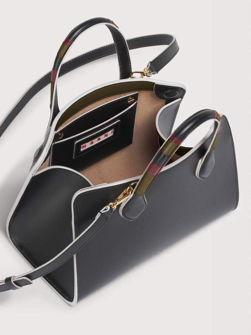 Black leather Overlap small handbag, Image 3