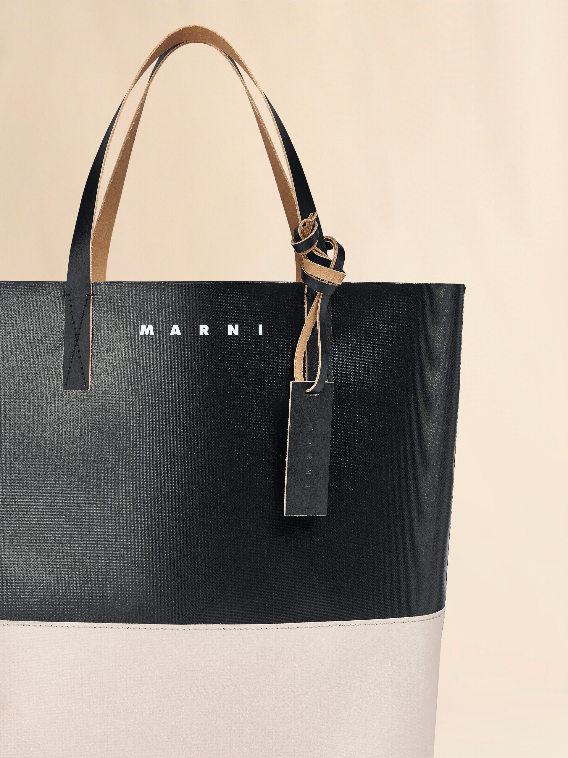 ★MARNI★Tribeca ショッピング バッグ SHMQ0037Q0 P8210 ZO886 TRIBECA / ショッピングバッグ（トートバッグ）｜MARNI（マルニ