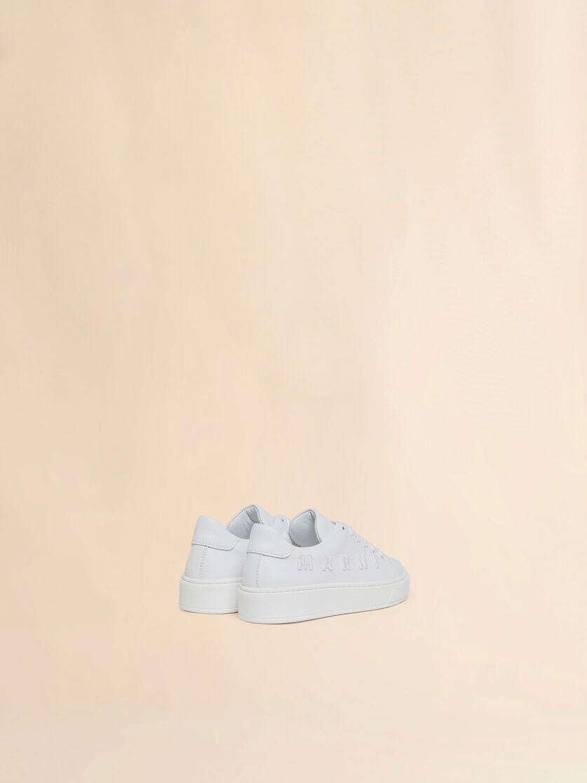 White leather sneaker with tonal Marni embroidery, Image 3