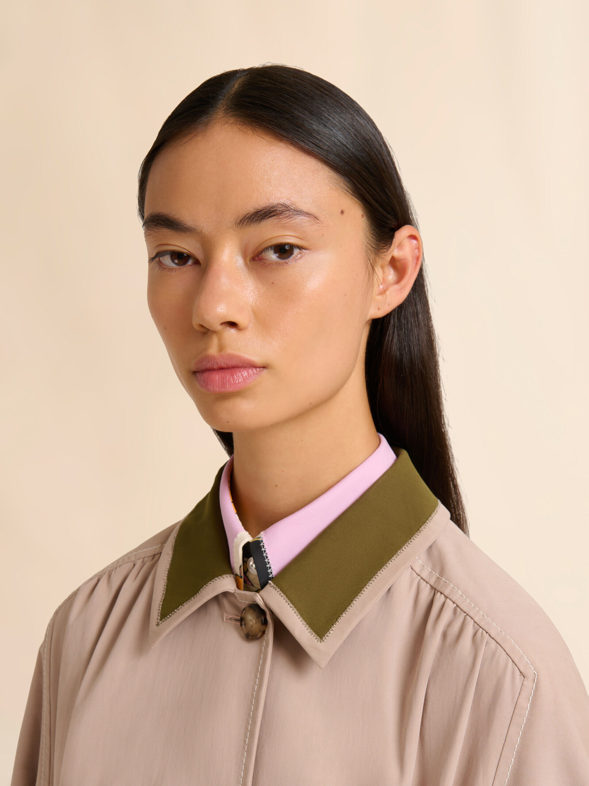 コントラスト襟 ベージュ ギャバジントレンチコート | Marni