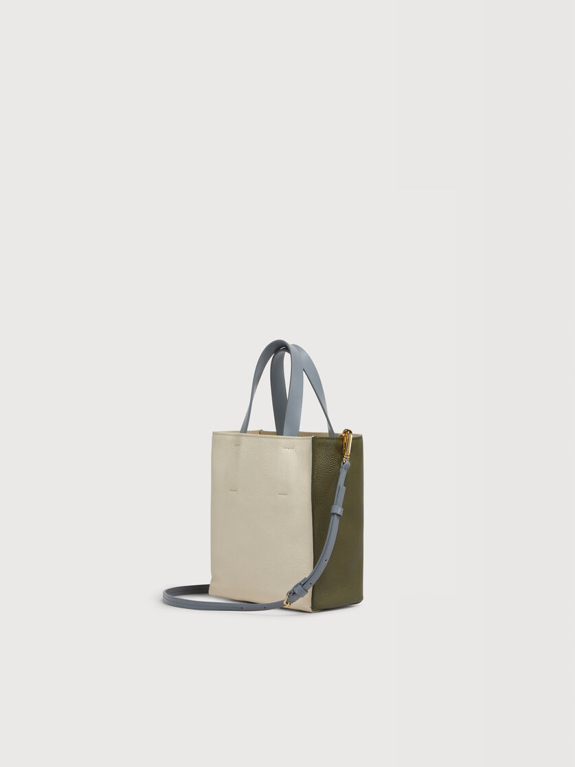 Mini-Tasche Museo aus dunkelgr&uuml;nem, cremefarbenem und blauem Leder mit Marni Mending-Stickerei, Image 2