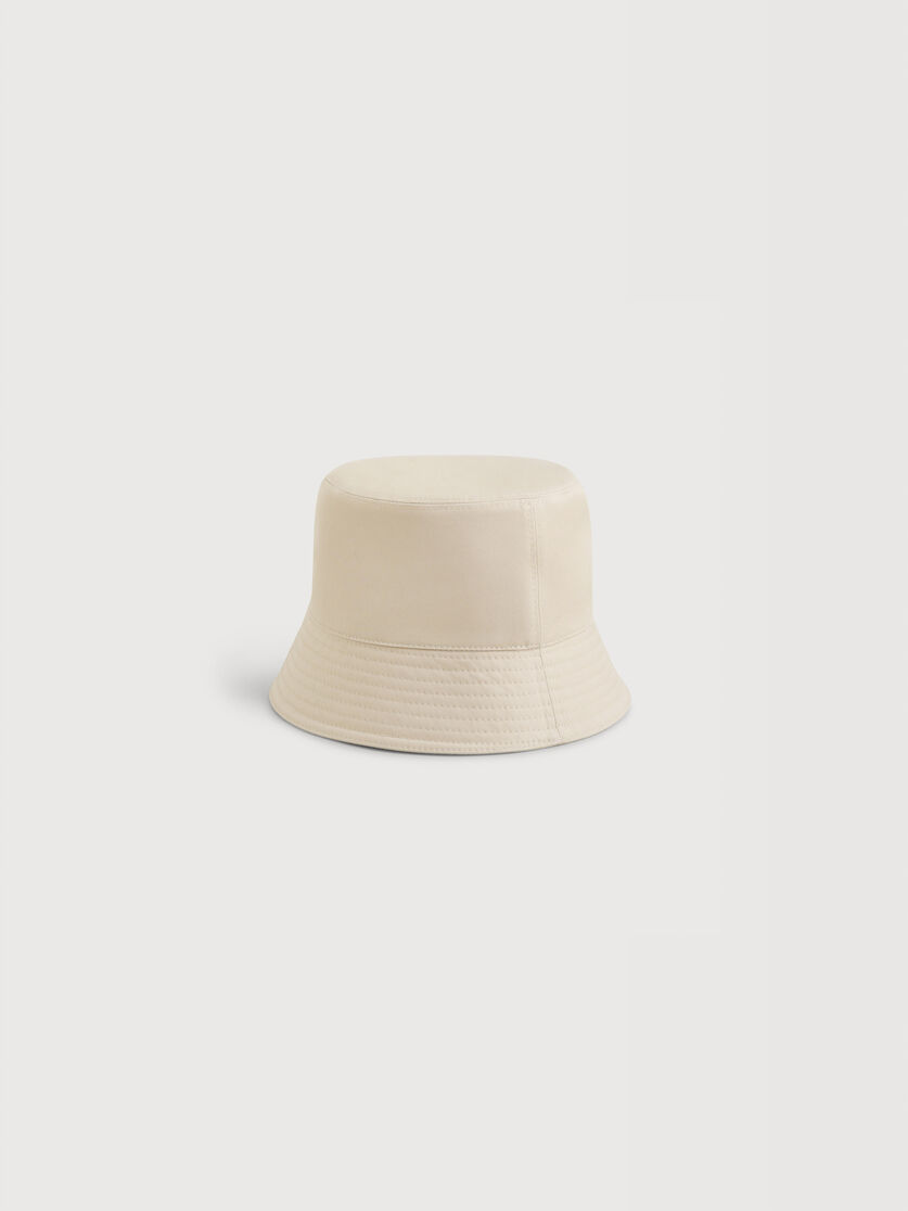 Ivory organic gabardine bucket hat with embroidered logo, Image 2