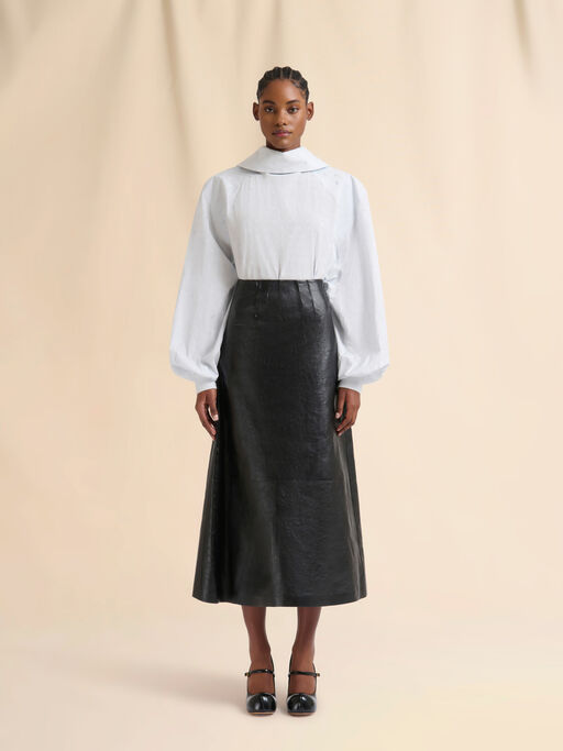 Falda trapecio de cuero en negro - Faldas