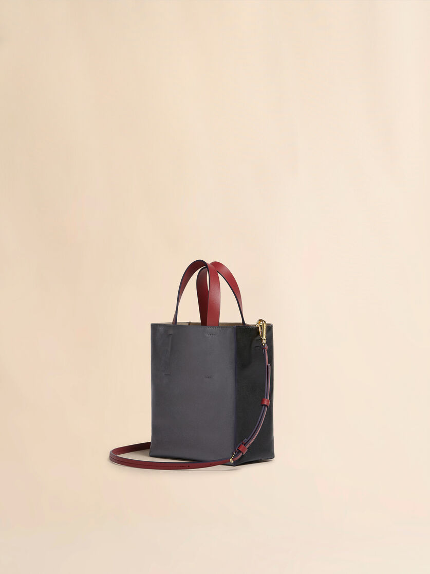 Mini-Tasche Museo Soft aus Leder in Grau, Schwarz und Rot - Shopper - Image 2