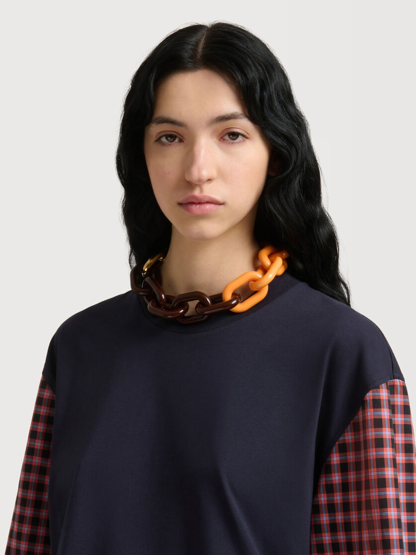 Collar con cadena de resina naranja y marr&oacute;n, Image 2