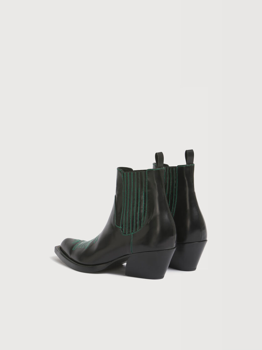 Cowboy-Stiefeletten aus schwarzem Leder mit gr&uuml;nen Ziern&auml;hten, Image 3