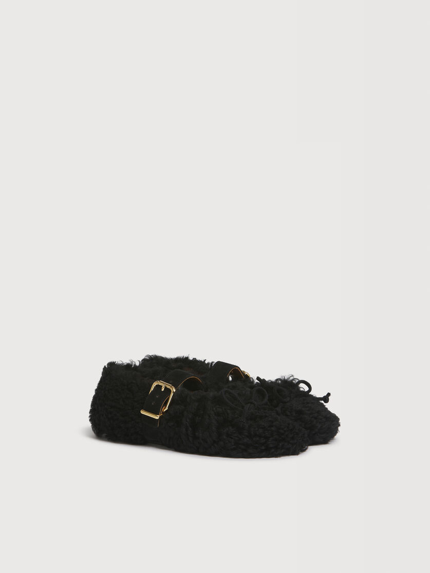 Black shearling ballerina with buckle, Image 2