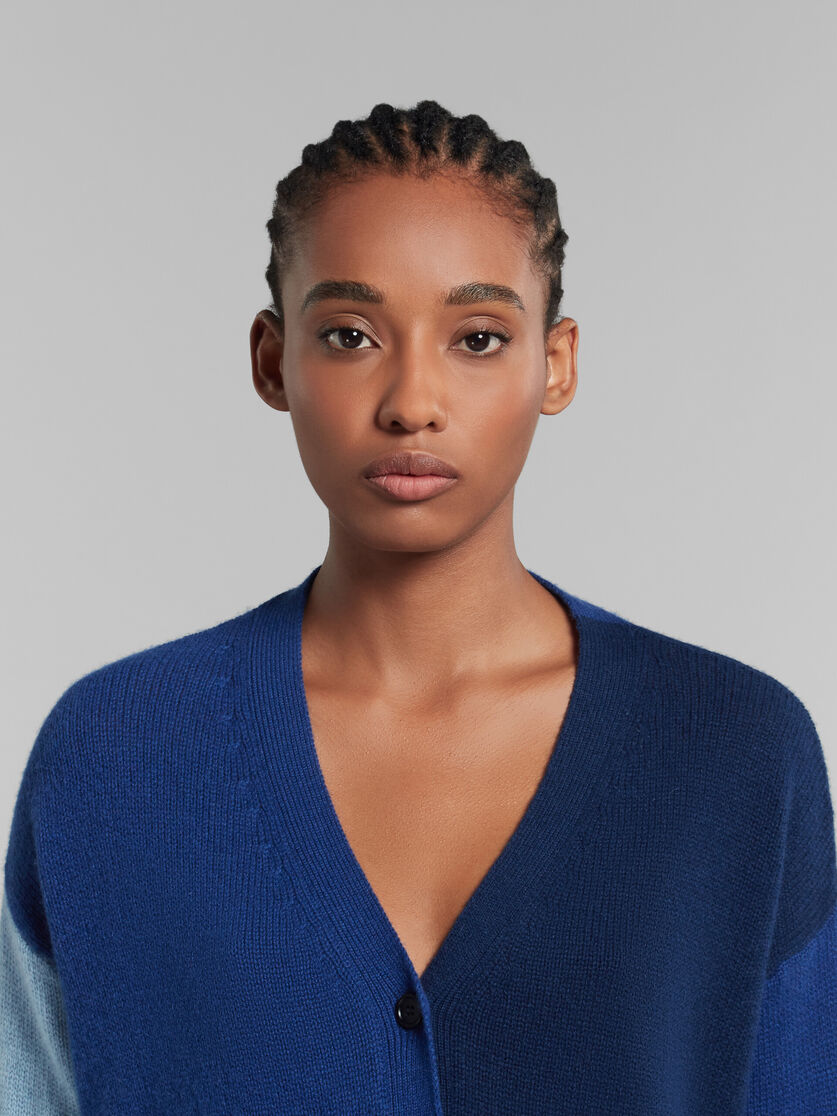 Blue colour-block cashmere cardigan - Pullovers - Image 4