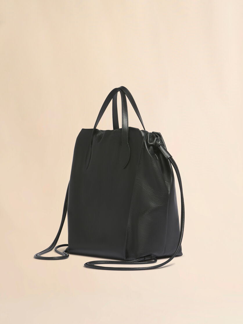 Black leather Scrunchie backpack, Image 3