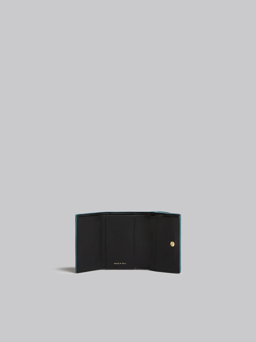 Dreifache Faltbrieftasche aus schwarzem Saffiano-Leder - Brieftaschen - Image 2