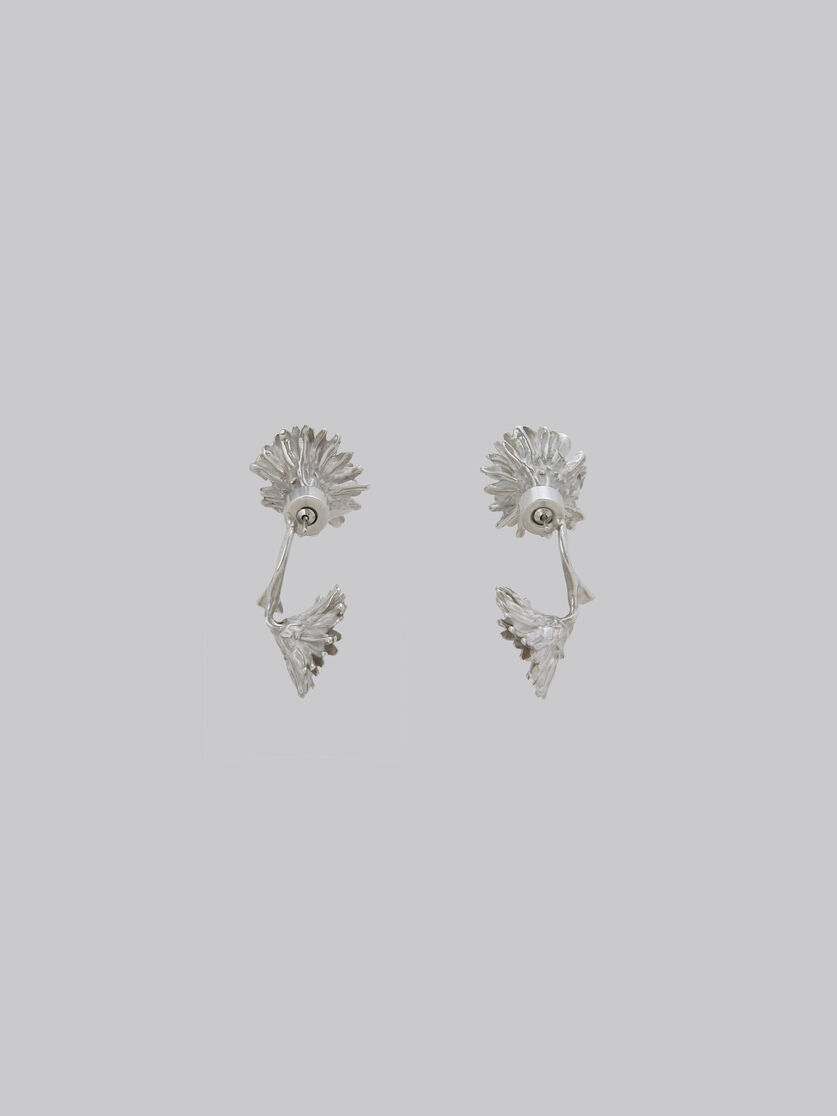 Metal daisy earrings - Earrings - Image 3