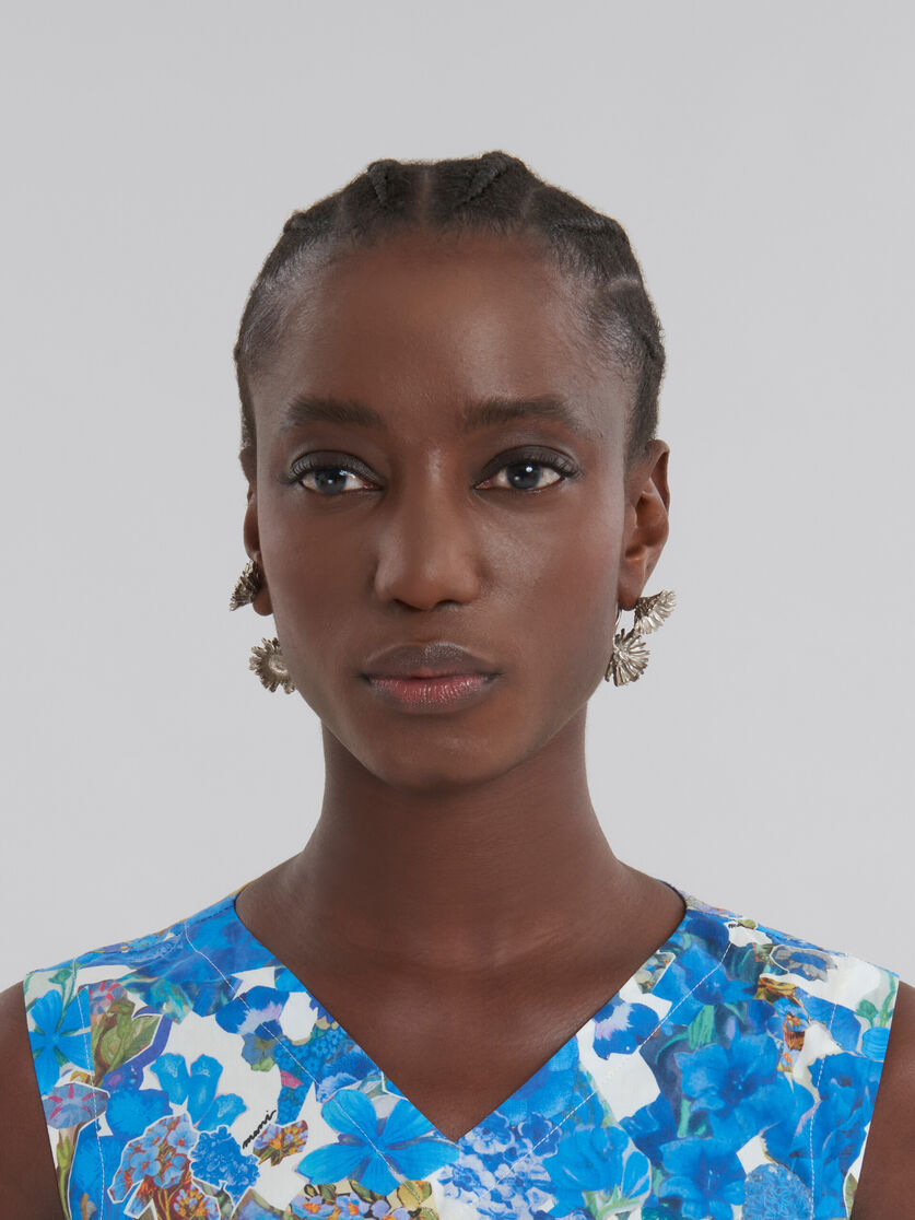 メタル製 デイジー イヤリング Marni