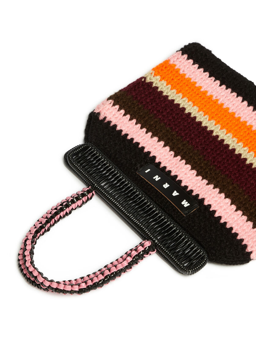 Sac MARNI MARKET réalisé au crochet en laine rose multicolore - Sacs cabas - Image 4