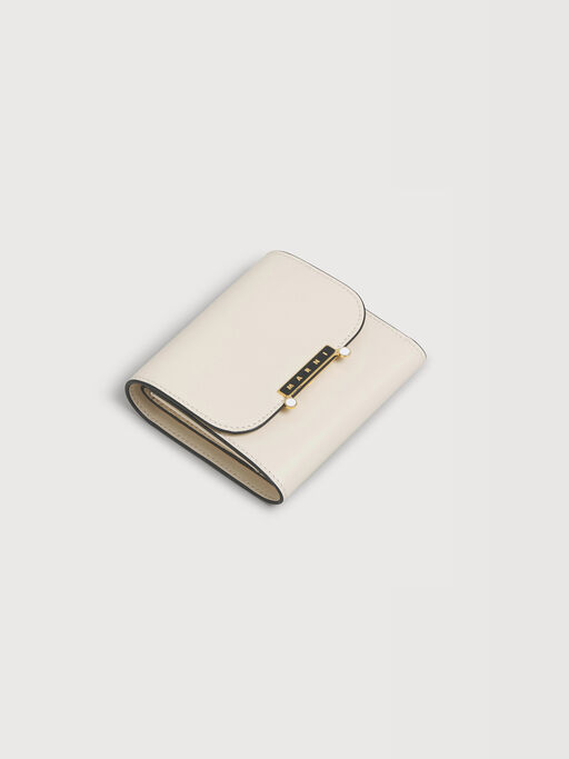 クリーム レザー製 Envelope 三つ折りウォレット - 財布
