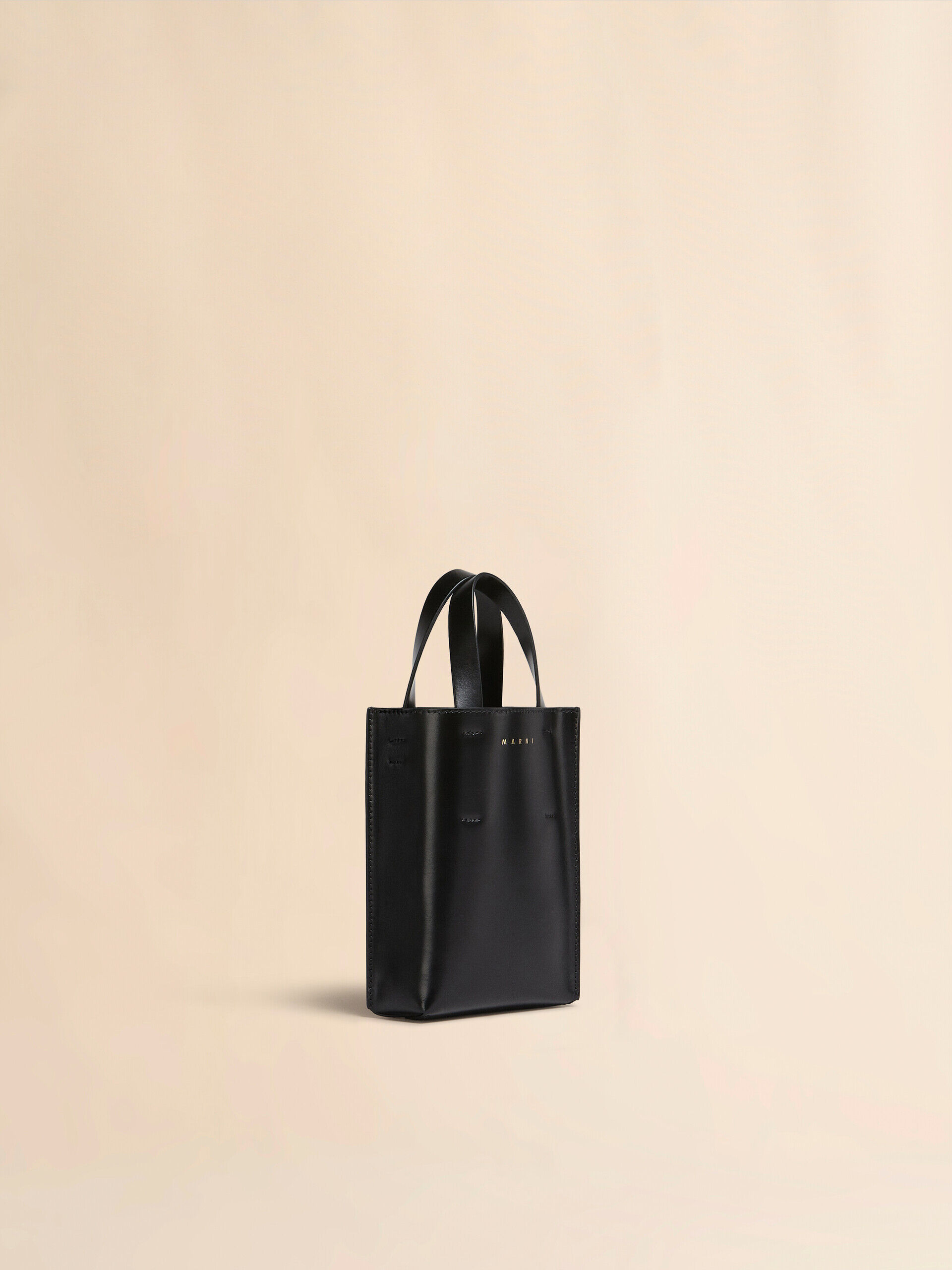 【送関込】MARNI☆マルニ レザー MUSEO ナノバッグ ブラック レザーMUSEOナノバッグ | Marni